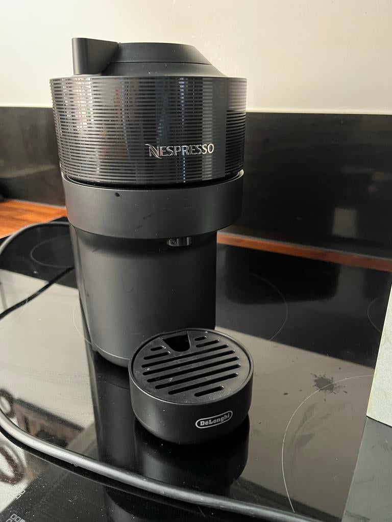 Nespresso Vertuo koffiezetapparaat - Zo goed als nieuw, Witgoed en Apparatuur, Koffiezetapparaten, Ophalen, Zo goed als nieuw