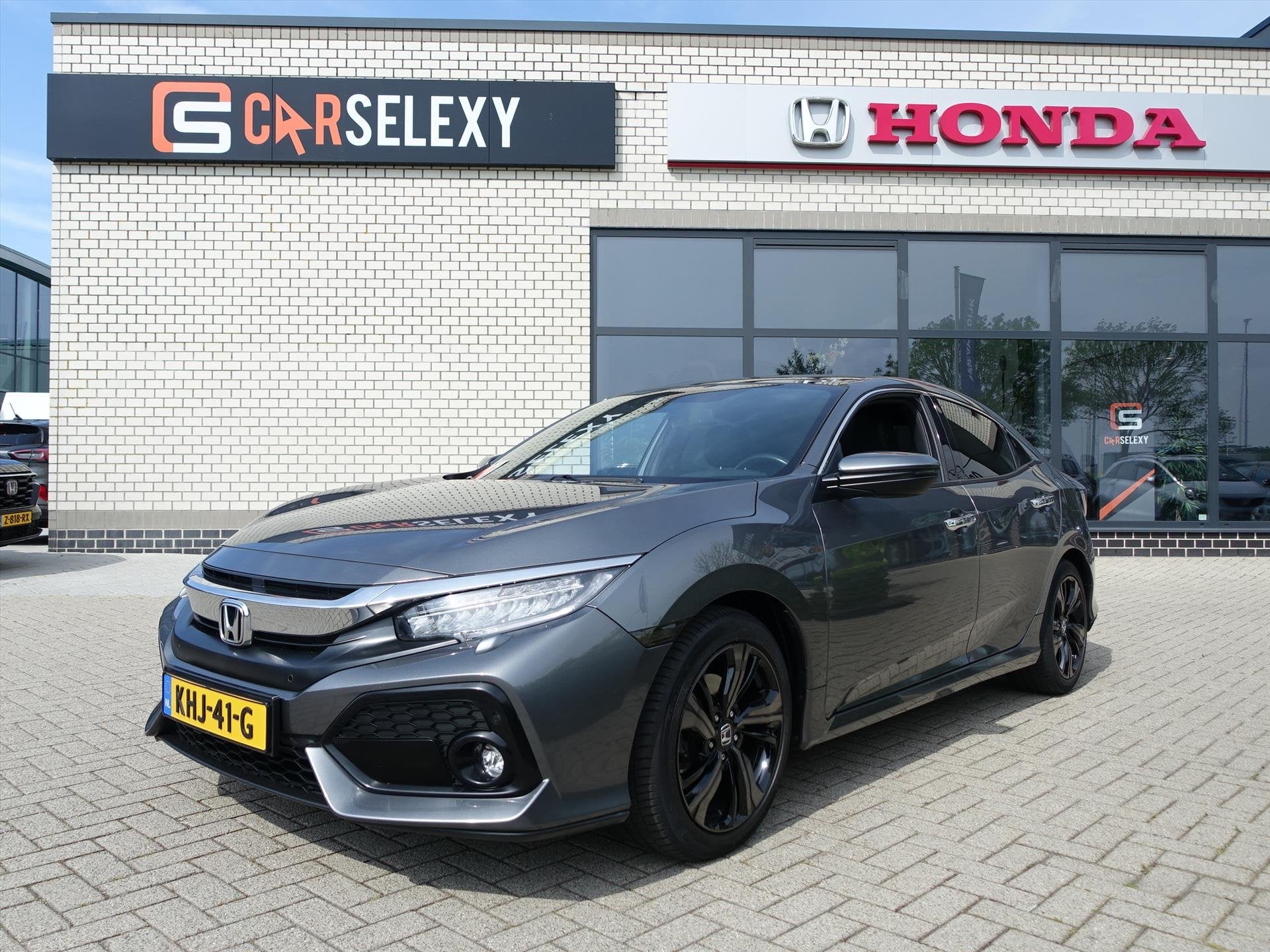 HONDA Civic 1.5 i-VTEC 182pk CVT Prestige 63341 km Nieuwstaa, Auto's, Honda, Automaat, Euro 6, 4 cilinders, 1337 kg