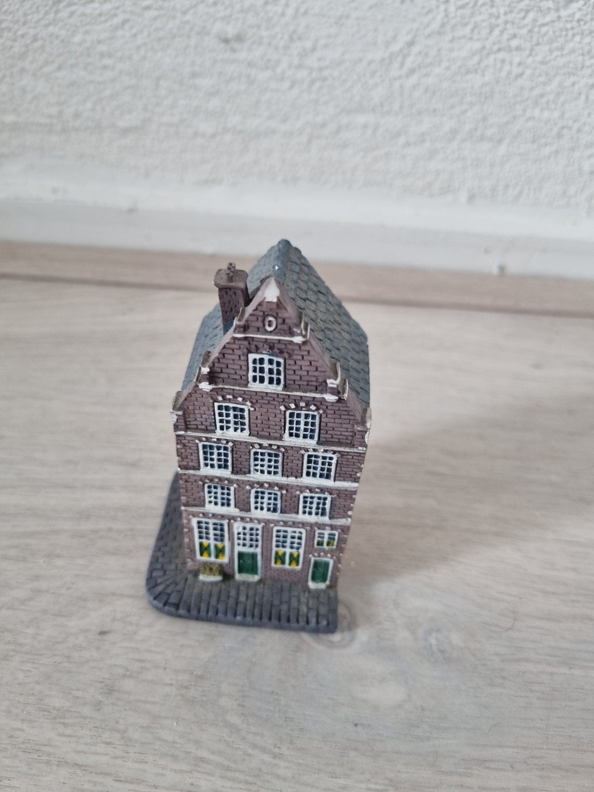 huisje €5,, Ophalen, 61 t/m 80