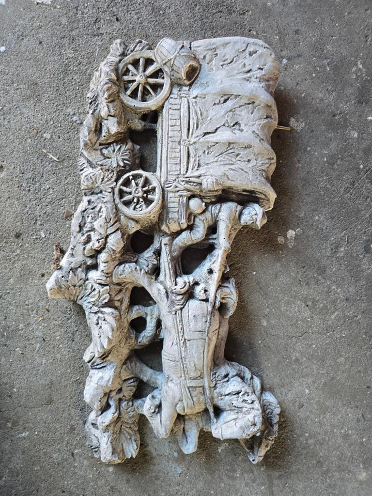 Sierbeton wanddecoratie met wagen en boom, Ophalen, Gebruikt, Beton, Abstract beeld