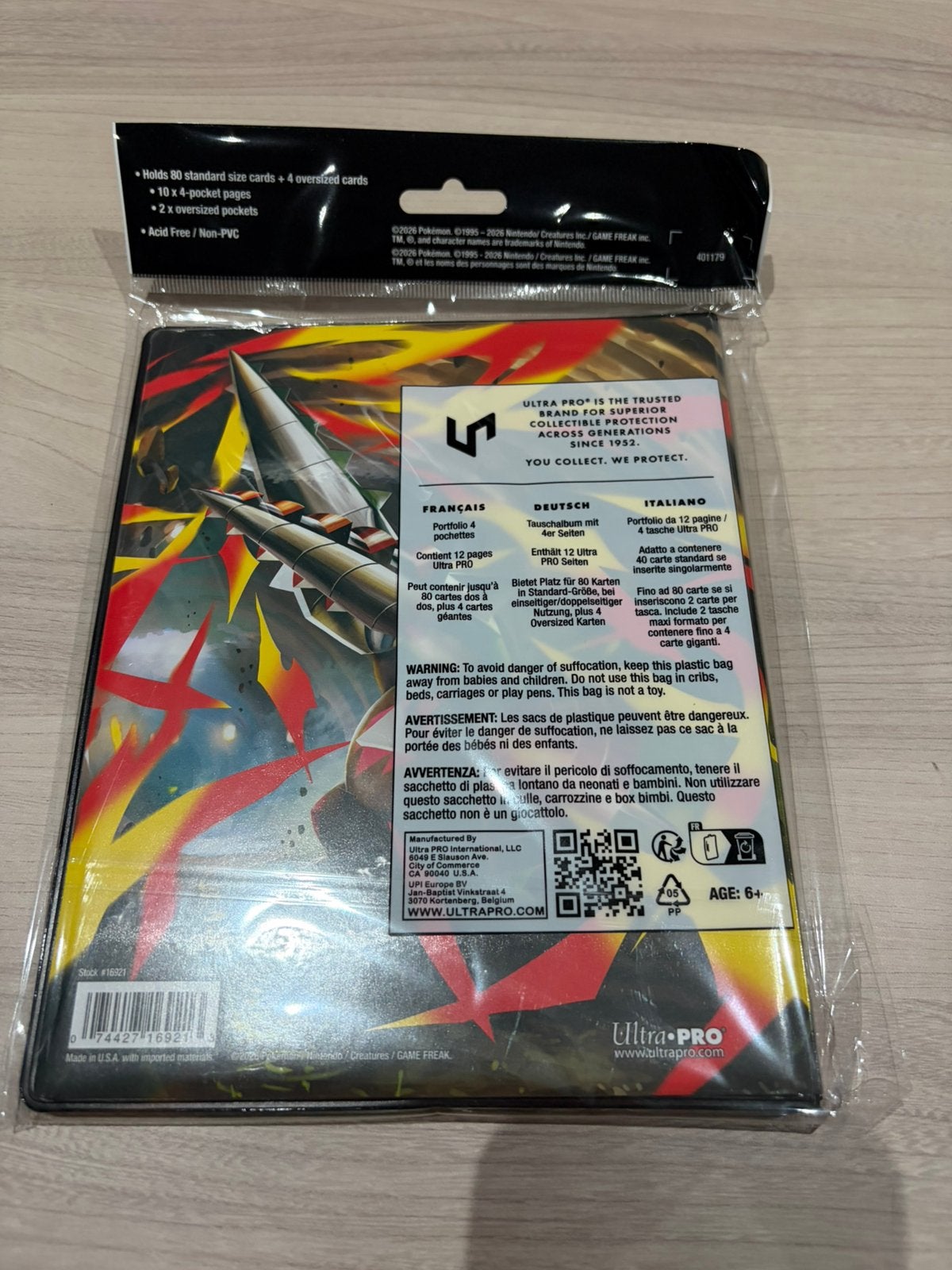 Mega Evolution Pitch Black 4-Pocket Portfolio Zeraora binder, Ophalen of Verzenden, Nieuw