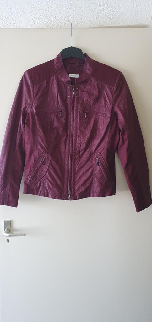 BONITA BORDEAUX ROOD JASJE RONDE HALS MET RITS MAAT 42, Maat 42/44 (L), Nieuw, Bonita, Ophalen of Verzenden