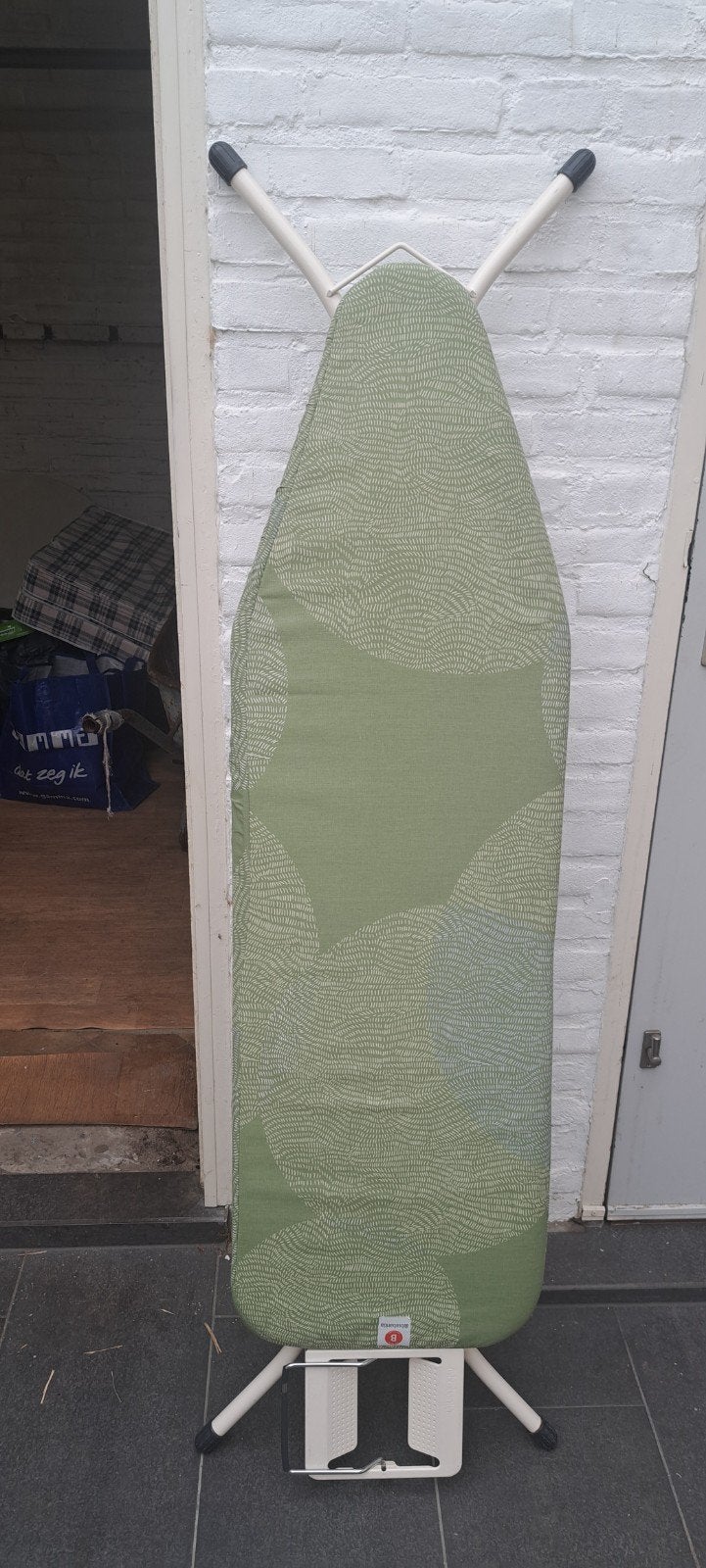 Brabantia Strijkplank 124x37cm met z.g.a.n. strijkdeken, Witgoed en Apparatuur, Strijkijzers en Strijkplanken, Ophalen, Zo goed als nieuw