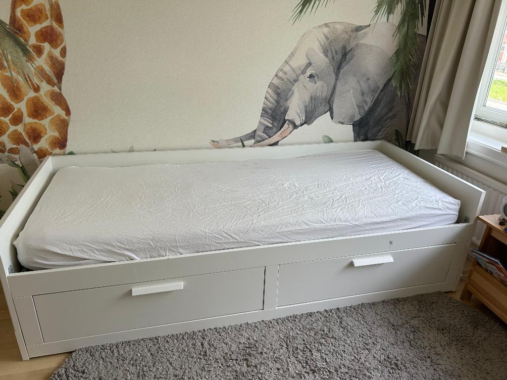 Gratis Brimnes bedbank met 2 lades, Ophalen, Gebruikt, Wit, Tweepersoons