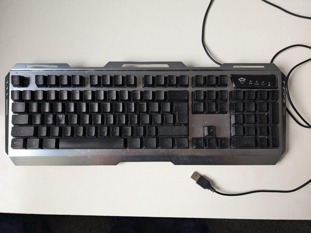 toetsenbord Trust : Yural GXT 845 gaming, Computers en Software, Trust GXT Gaming, Gaming toetsenbord, Gebruikt, Ophalen of Verzenden