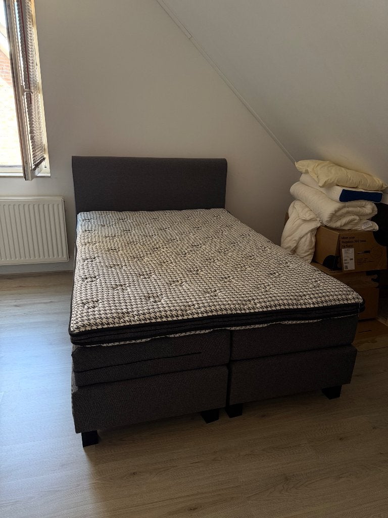 Boxspring 140x200cm, Ophalen, Tweepersoons, 140 cm, Zo goed als nieuw