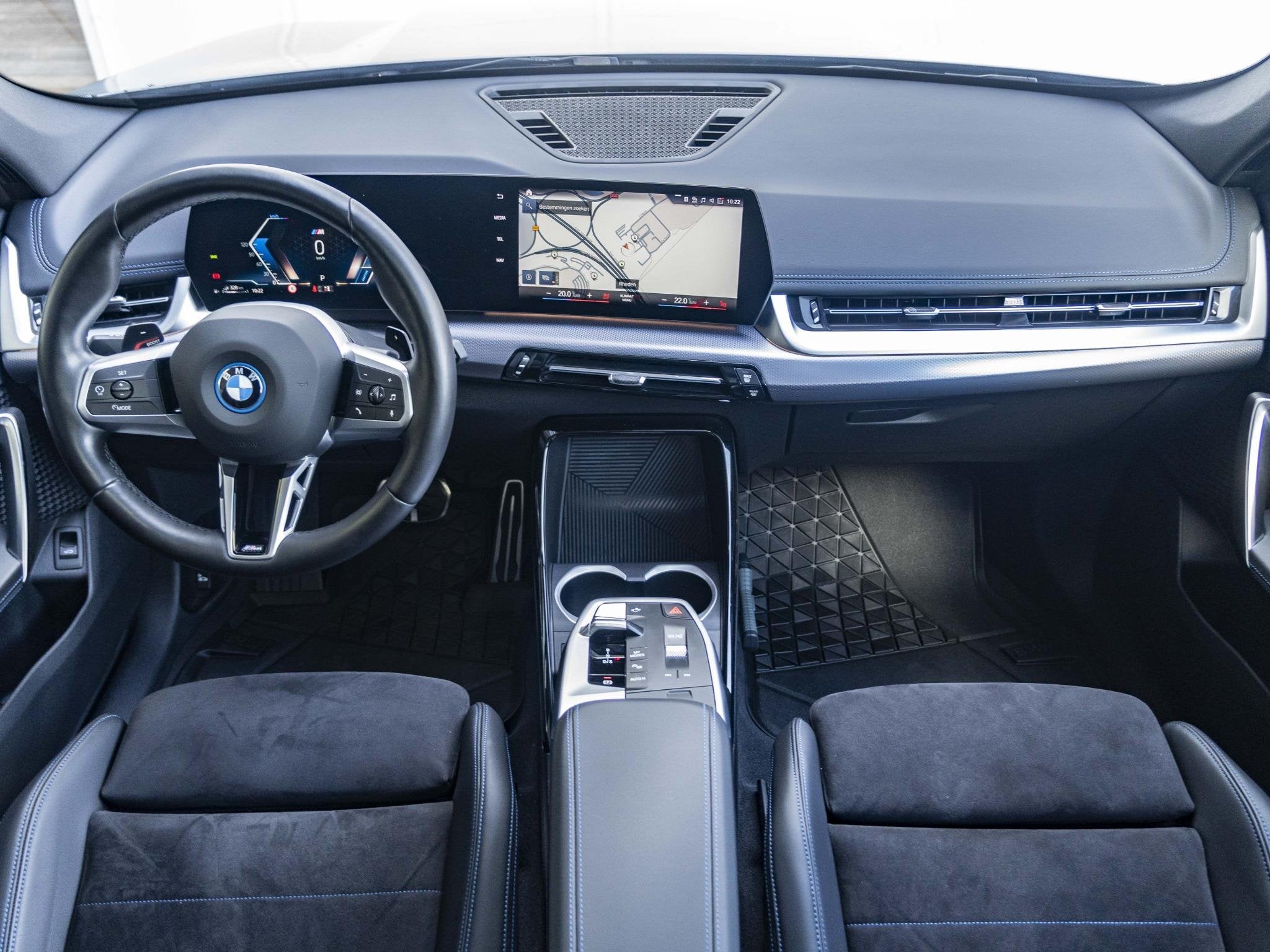 BMW X1 xDrive25e SoH 100% | M Sportpakket | Travel Pack | St, Auto's, Gebruikt, 105 min, Bedrijf, Vierwielaandrijving