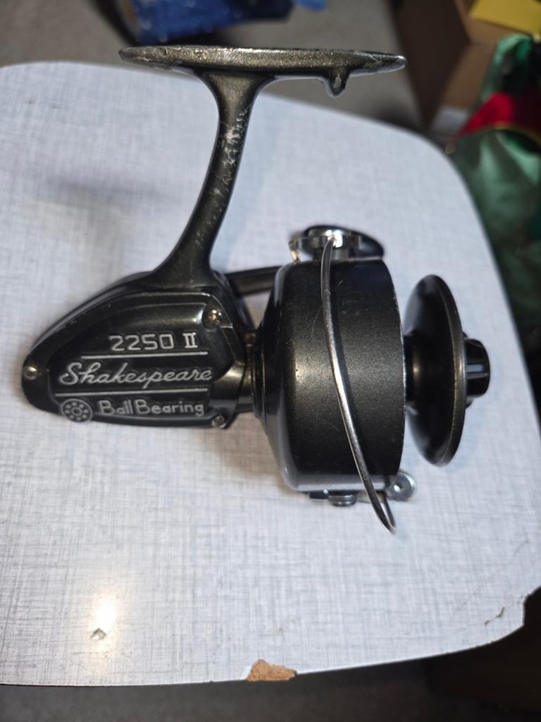 Shakespeare 2250II, Watersport en Boten, Hengelsport | Algemeen, Ophalen of Verzenden, Molen