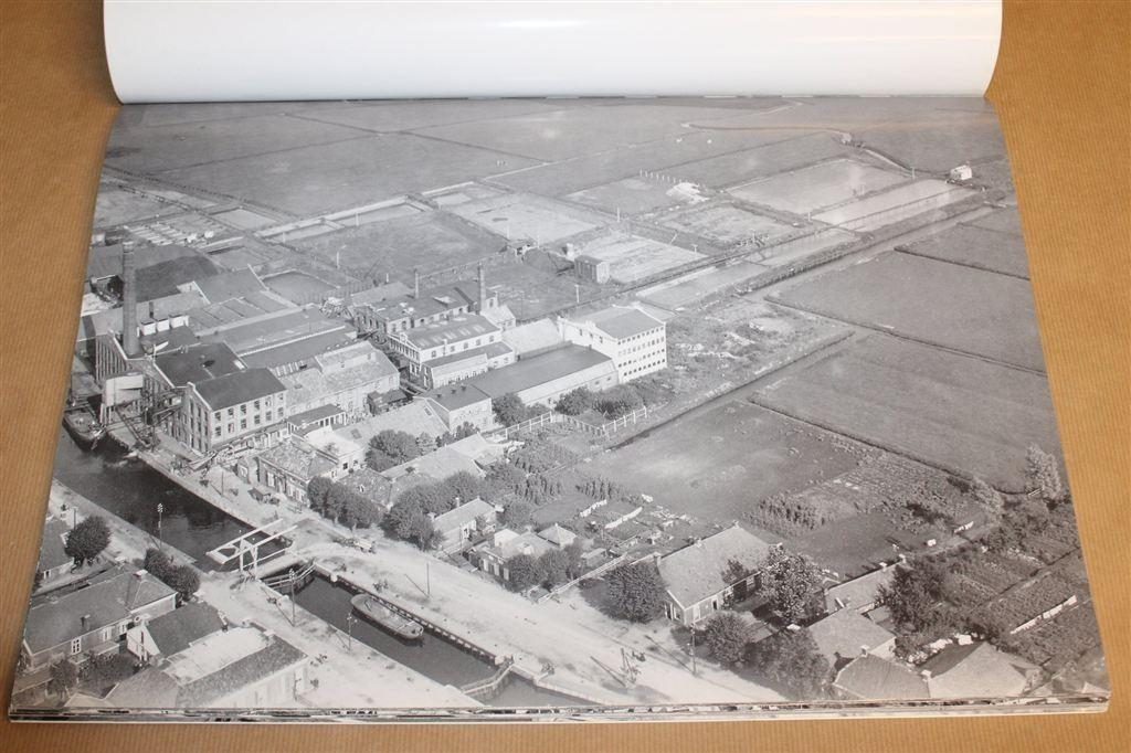 Oud Veendam vanuit de Lucht — Groot Formaat Fotoboek, Ophalen of Verzenden, Gelezen