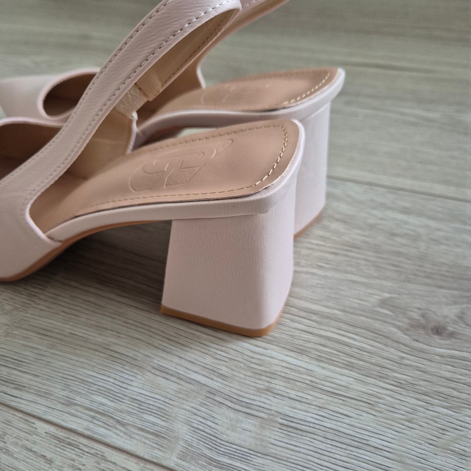 slingback pumps maat 40, Kleding | Dames, Ophalen of Verzenden, Nieuw, Pumps