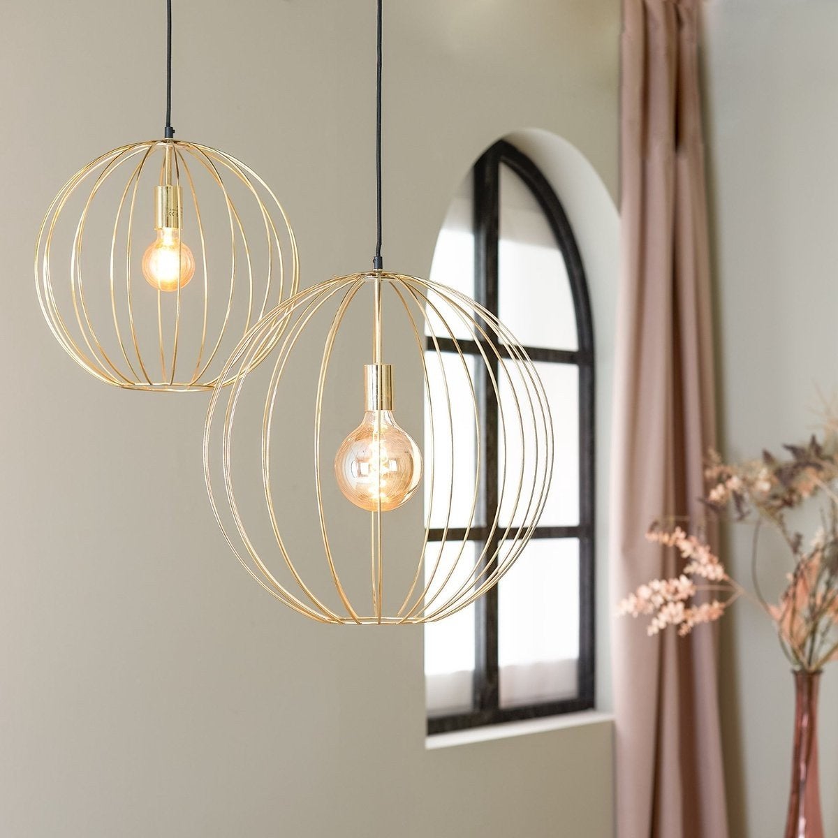 2 nette hanglampen van het merk Light & Living, Ophalen of Verzenden