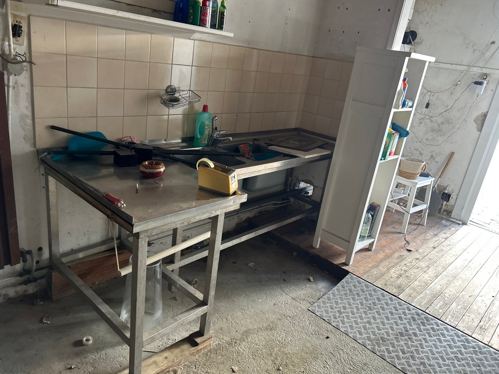 RVS Werkbank met 2 Spoelbakken- Horeca Keuken, Ophalen, Gebruikt, RVS Meubilair