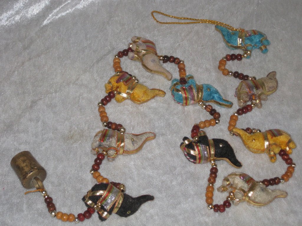 Indiase Good Luck 10 Olifanten Kralen Hanger Met Bel, Ophalen