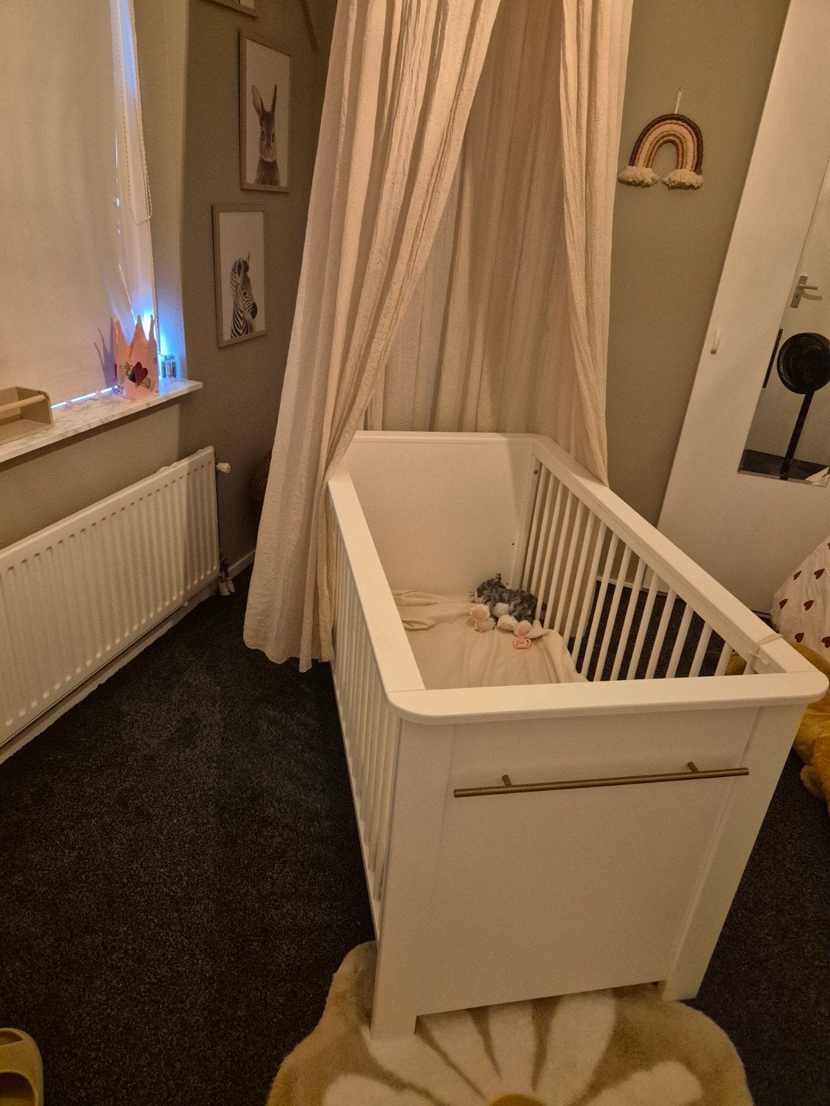 Wit ledikant met gouden handgrepen en commode, Ophalen, Gebruikt, Ledikant