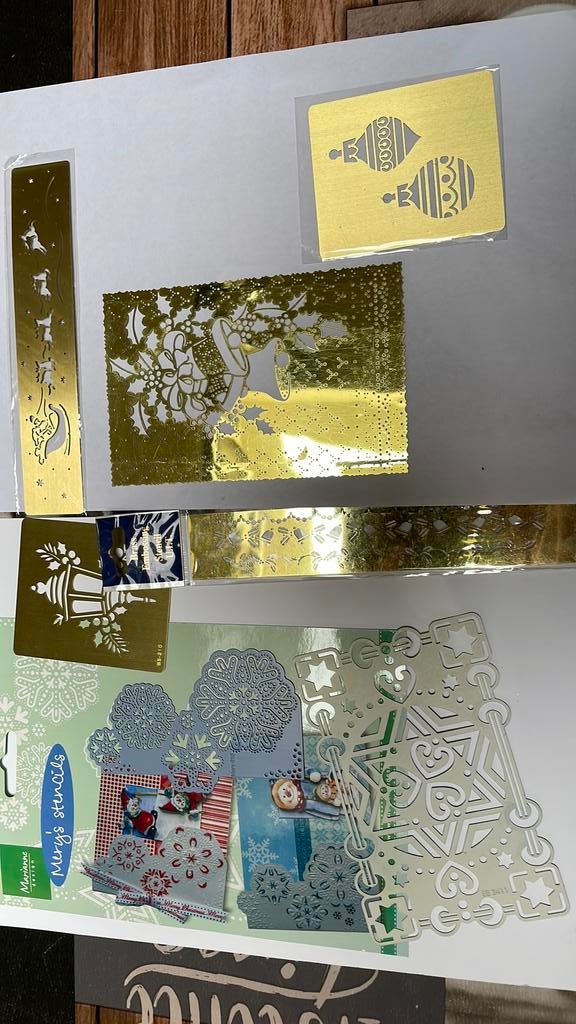 Kerst embossing mallen, Ophalen of Verzenden, Zo goed als nieuw, Kerst, Pons of Mal