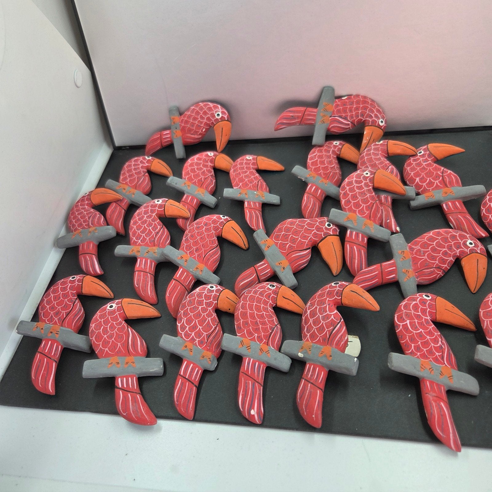 Partij houten broches, Ophalen of Verzenden, Overige kleuren, Overige materialen