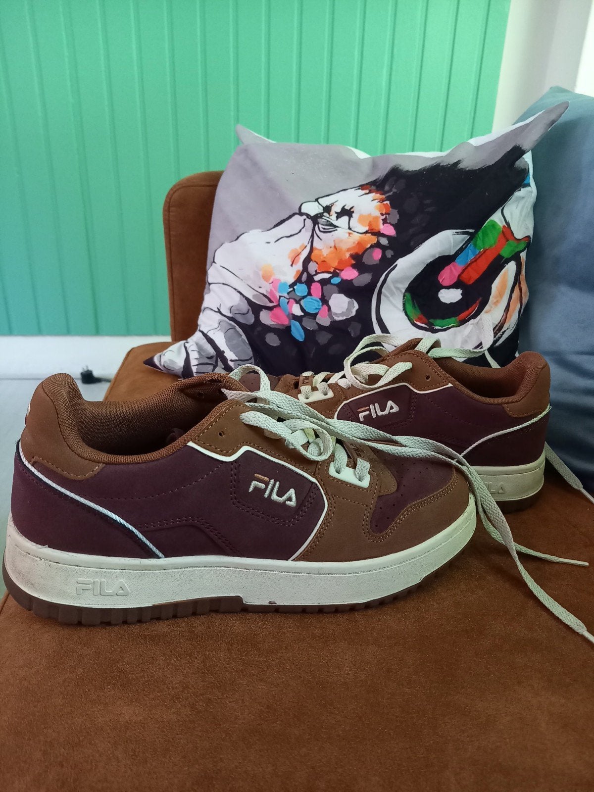 Fila schoenen maat 40 - amper gebruikt, Bruin, Ophalen of Verzenden, Fila, Sneakers of Gympen