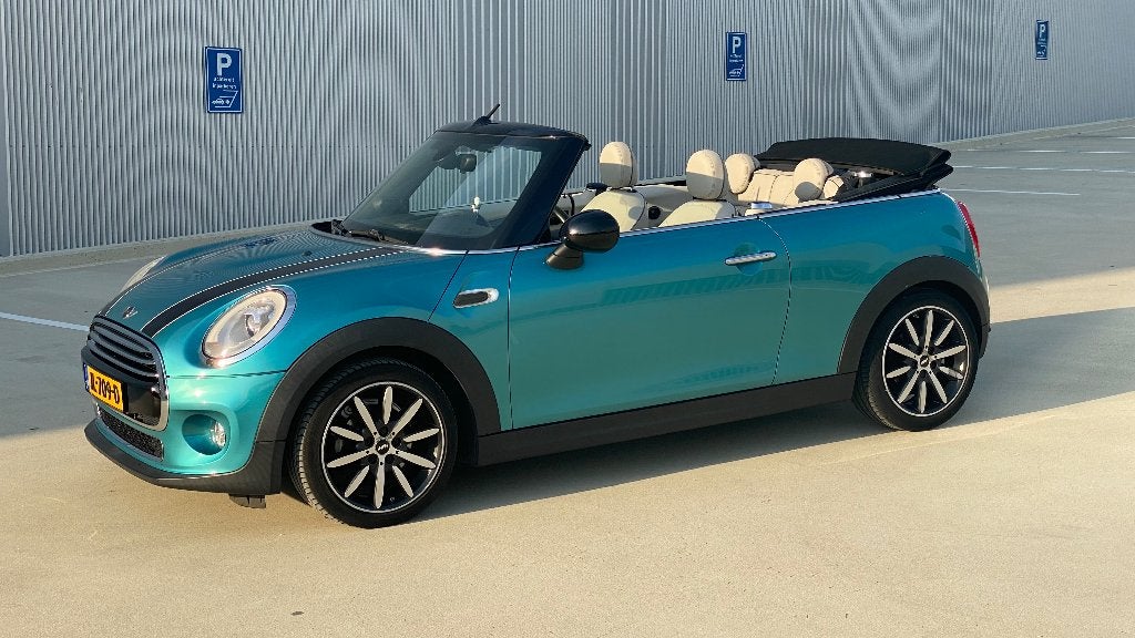 Mini Cabrio 1.5 136pk 2016 Groen Harman Cardon 13.450,00, Voorwielaandrijving, 136 pk, 4 stoelen, Grijs