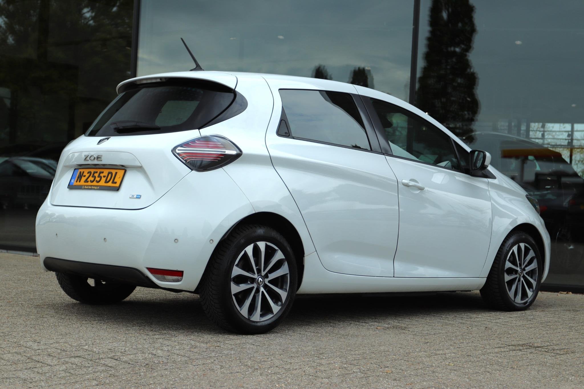 RENAULT ZOE R135 INTENS 52 KWH SOH 93.8% | KOOPACCU | CARPLA, 136 pk, Gebruikt, Wit, Origineel Nederlands