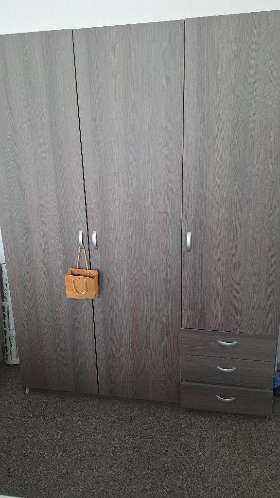 slaapkamerkast, Ophalen, 100 tot 150 cm, Zo goed als nieuw, 150 tot 200 cm