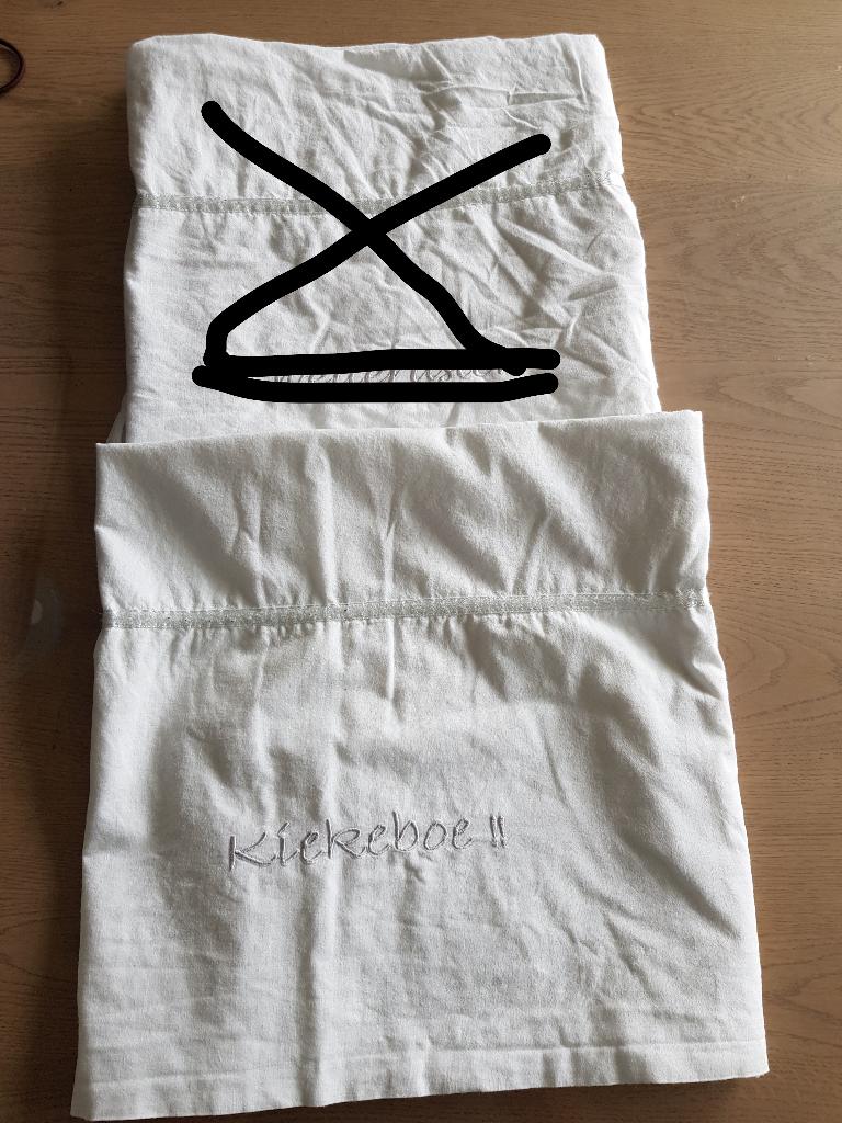 Laken ledikant wit geborduurde opdruk "kiekeboe", Jongetje of Meisje, Wit, Overige typen, Ophalen of Verzenden