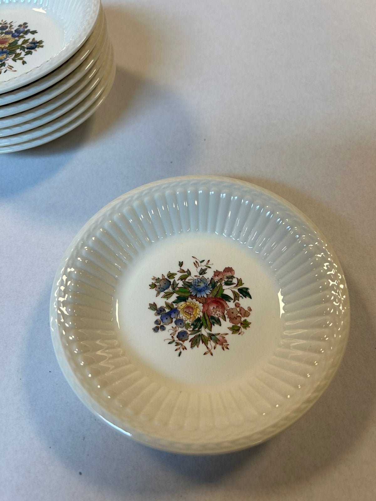 8x Wedgwood Conway kleine schaaltjes, Huis en Inrichting, Ophalen of Verzenden, Zo goed als nieuw, Aardewerk, Schaal of Schalen
