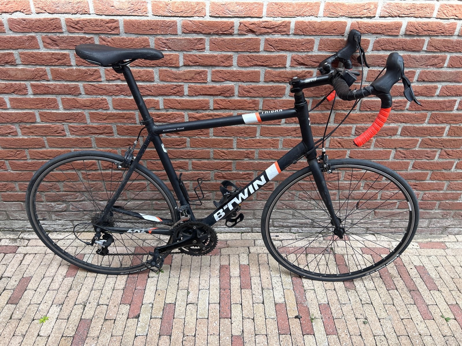 B'Twin Triban 500 racefiets - Aluminium frame, Fietsen en Brommers, 28 inch, Gebruikt, Velgrem, Meer dan 20 versnellingen