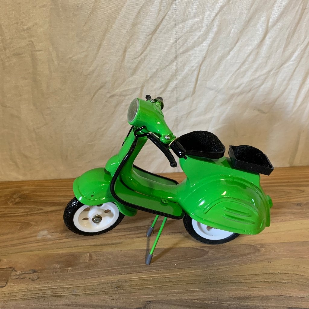 miniatuur vespa - handgemaakt – uniek bij TTM Wonen, TTM Wonen, Meubels – (Perzische) Tapijten en Woonaccessoires, Meerkleurig