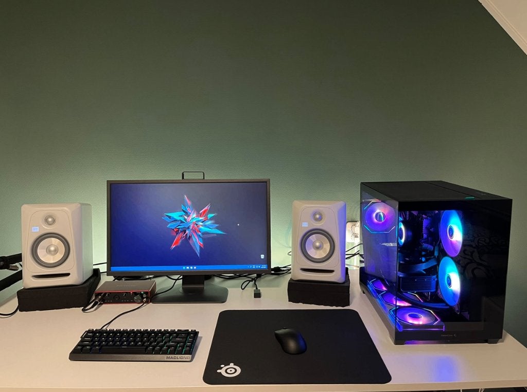 eSports/Gaming PC Set (5800X, 9060XT 8GB, 32GB RAM), Ophalen, 32 GB, Zelf gebouwde pc, 512 GB