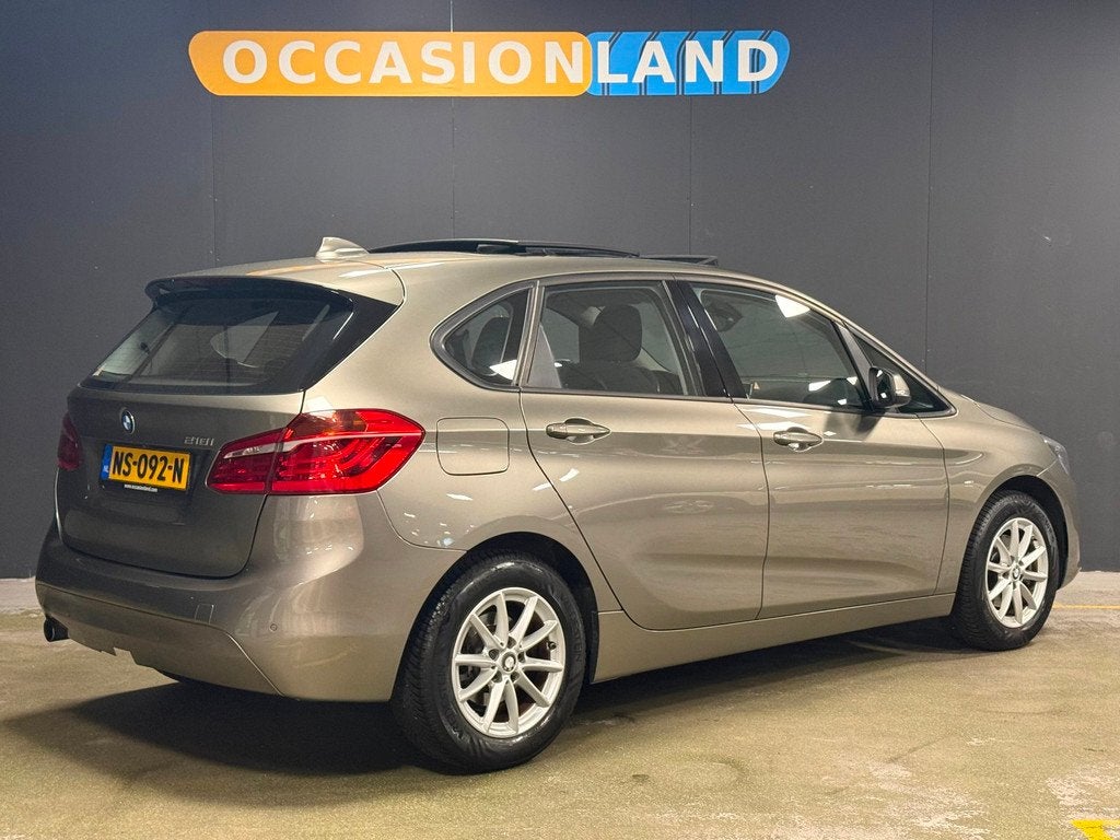 BMW 2-serie Active Tourer 218i Executive|PANO|KEYLESS|PDC|HU, 1345 kg, Gebruikt, Origineel Nederlands, Bedrijf