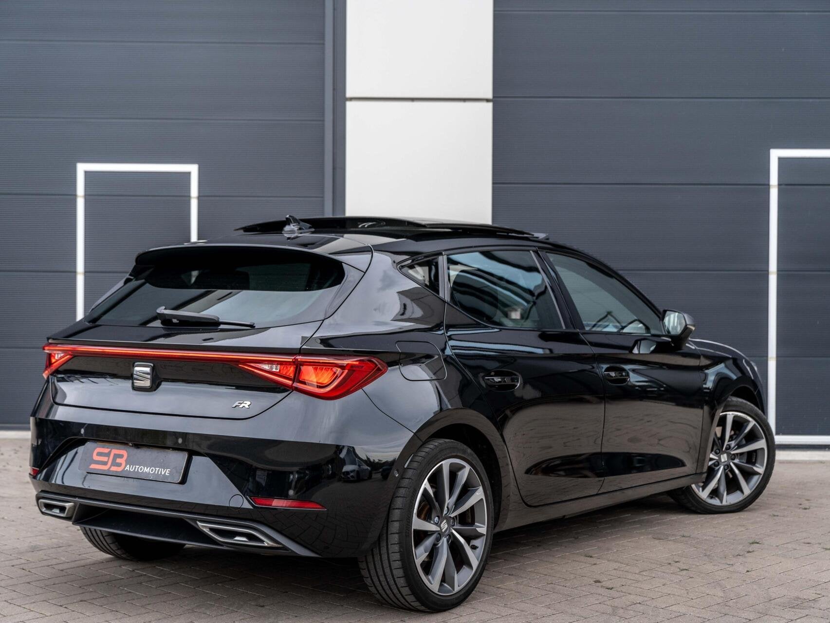 Seat Leon 1.4 TSI eHybrid PHEV FR Memory|Stuurverw|Pano|VOL!, Auto's, Seat, Dealer onderhouden, Leon, Zwart, Plug-in hybride