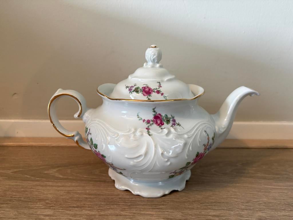 Wawel Theepot met Bloemmotief en Gouden Rand, Antiek en Kunst, Ophalen of Verzenden