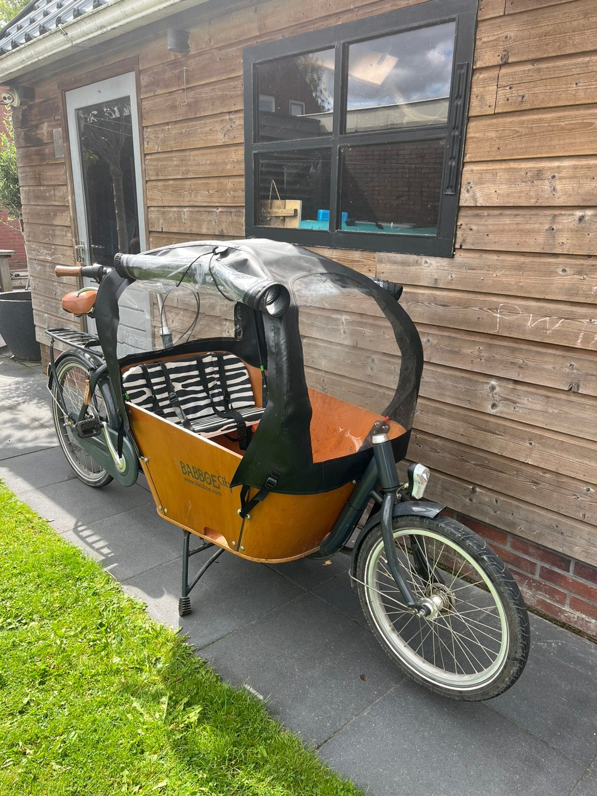 Baboe bakfiets, Ophalen, Zo goed als nieuw, 4 kinderen of meer, Huif