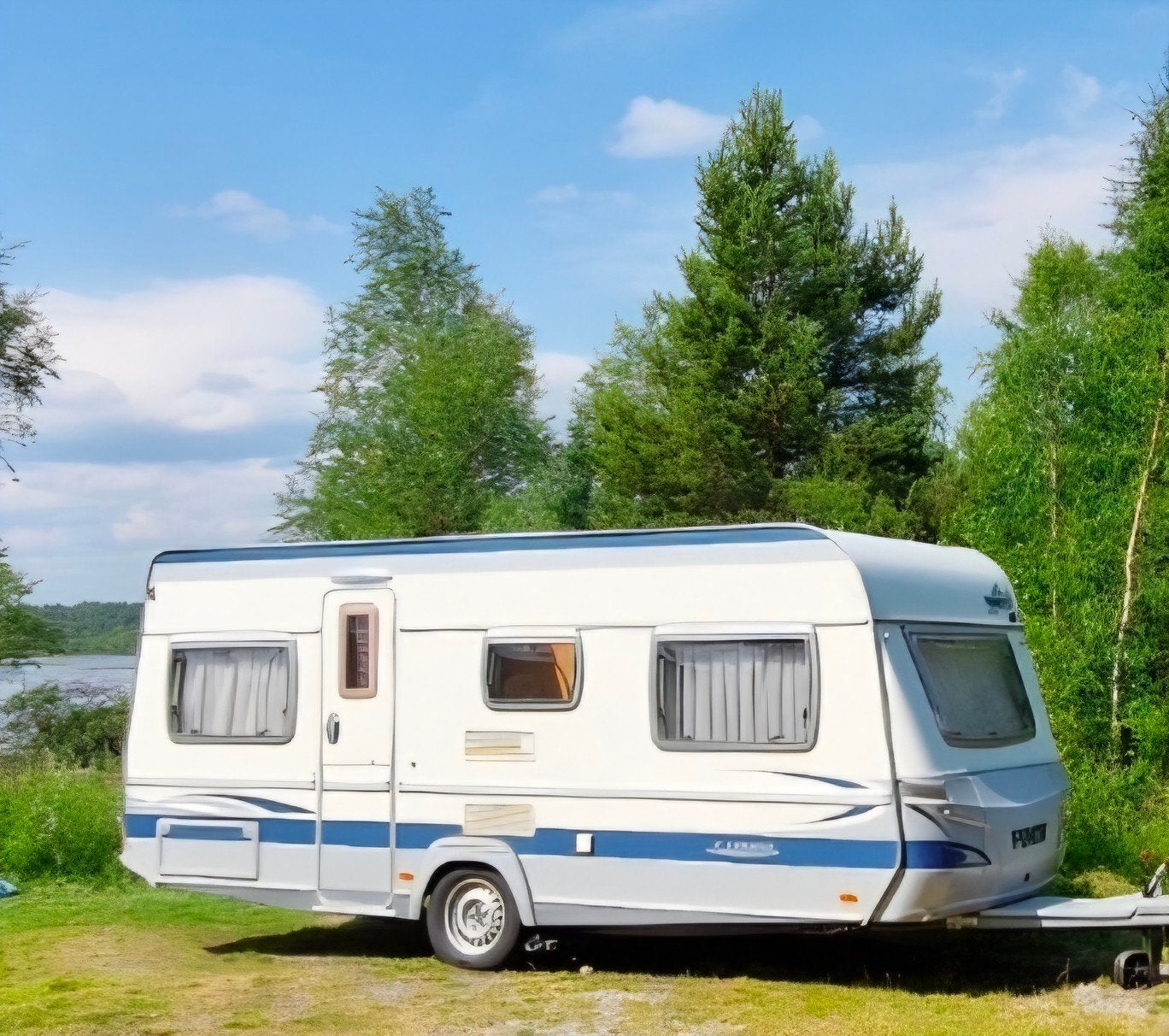 Fendt Saphir 490TF (2007)|Mover|Dwarsbed|Rondzit|Fietsenrek, Caravans en Kamperen, Caravans, Rondzit, Dwarsbed, Particulier, Kachel