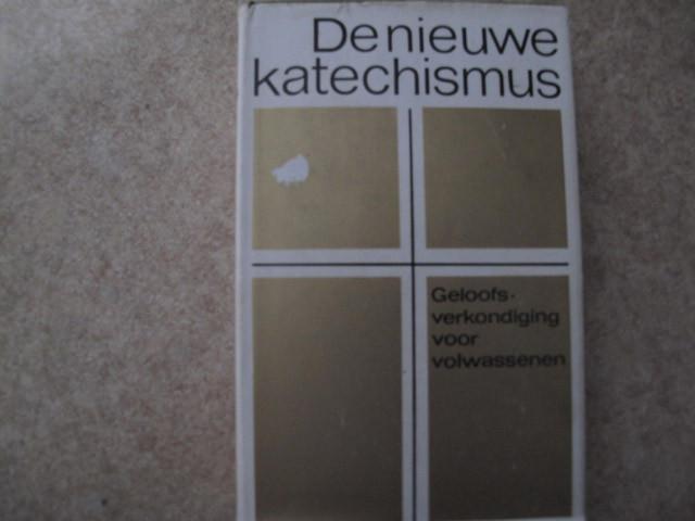 De Nieuwe Katechismus voor volwassenen., Ophalen of Verzenden, Zo goed als nieuw, Christendom | Katholiek