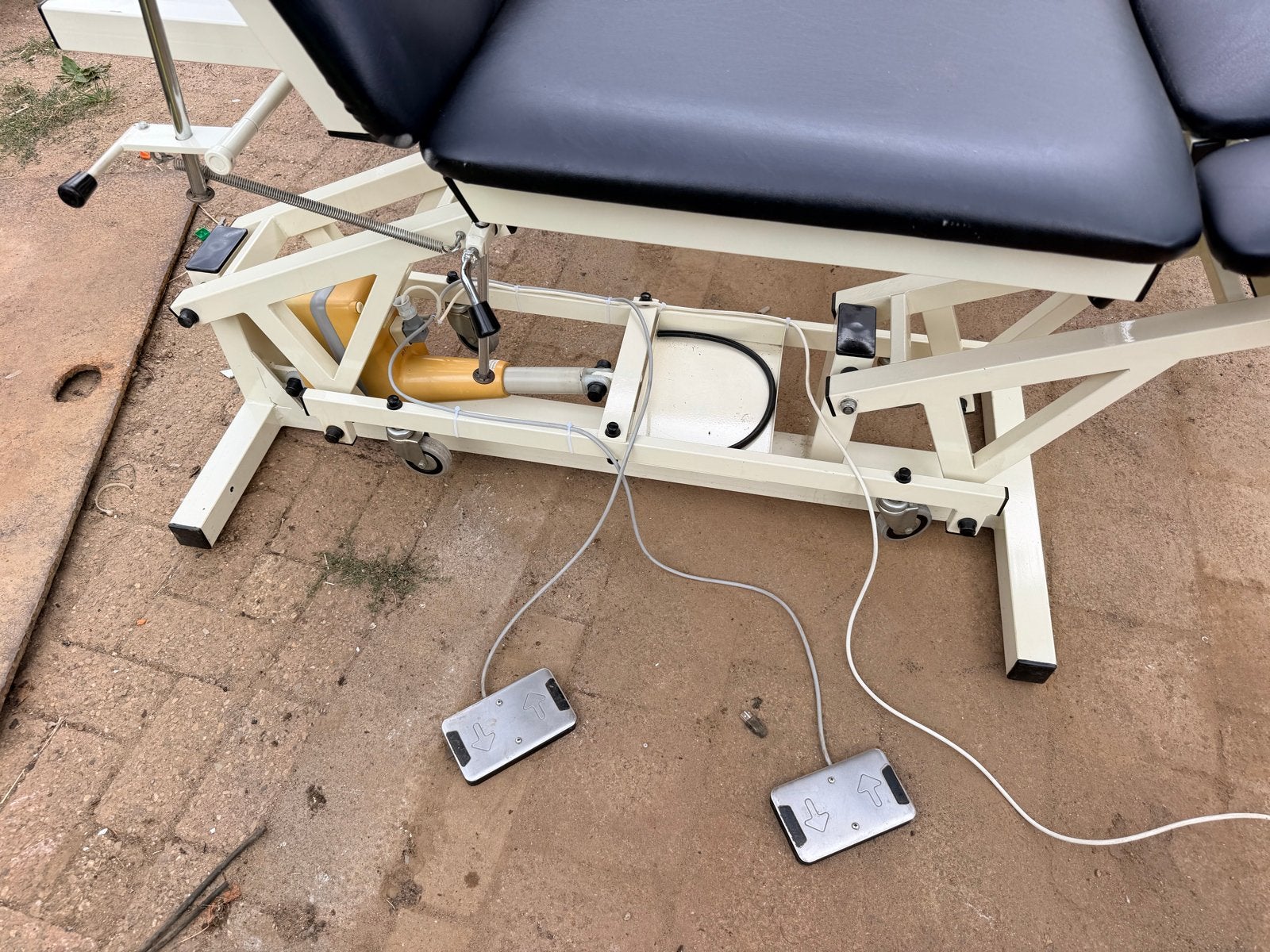 Professionele behandelbank/massagetafel, Ophalen of Verzenden