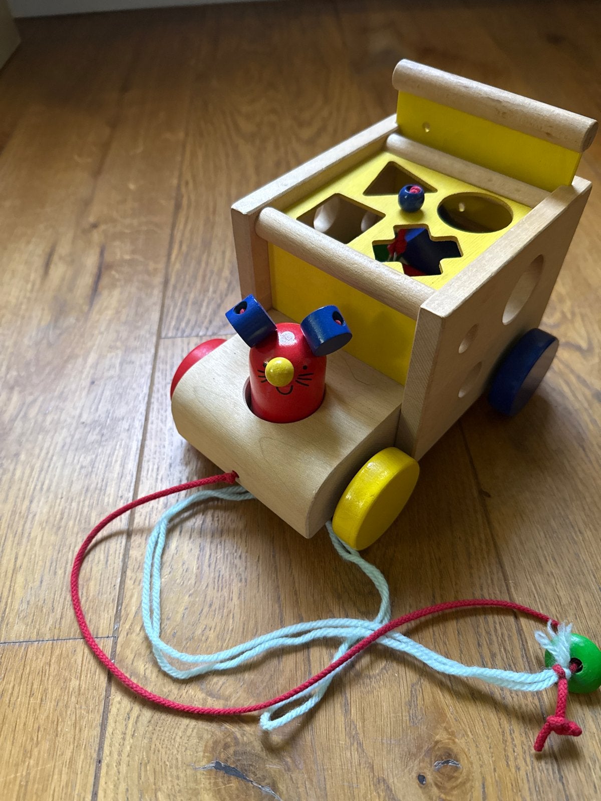 Houten Vormenstoof Trein met belletje, Kinderen en Baby's, Ophalen of Verzenden, Gebruikt, Knutselen, Met geluid