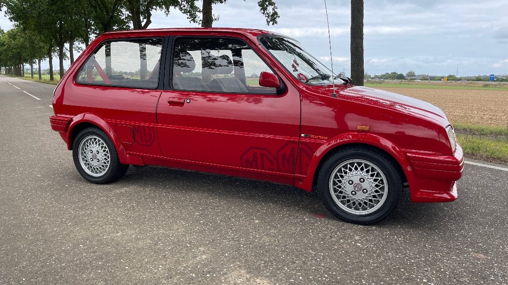 MG Metro 1.3 Turbo 1989 Rood, Voorwielaandrijving, Stof, Radio, Overige modellen