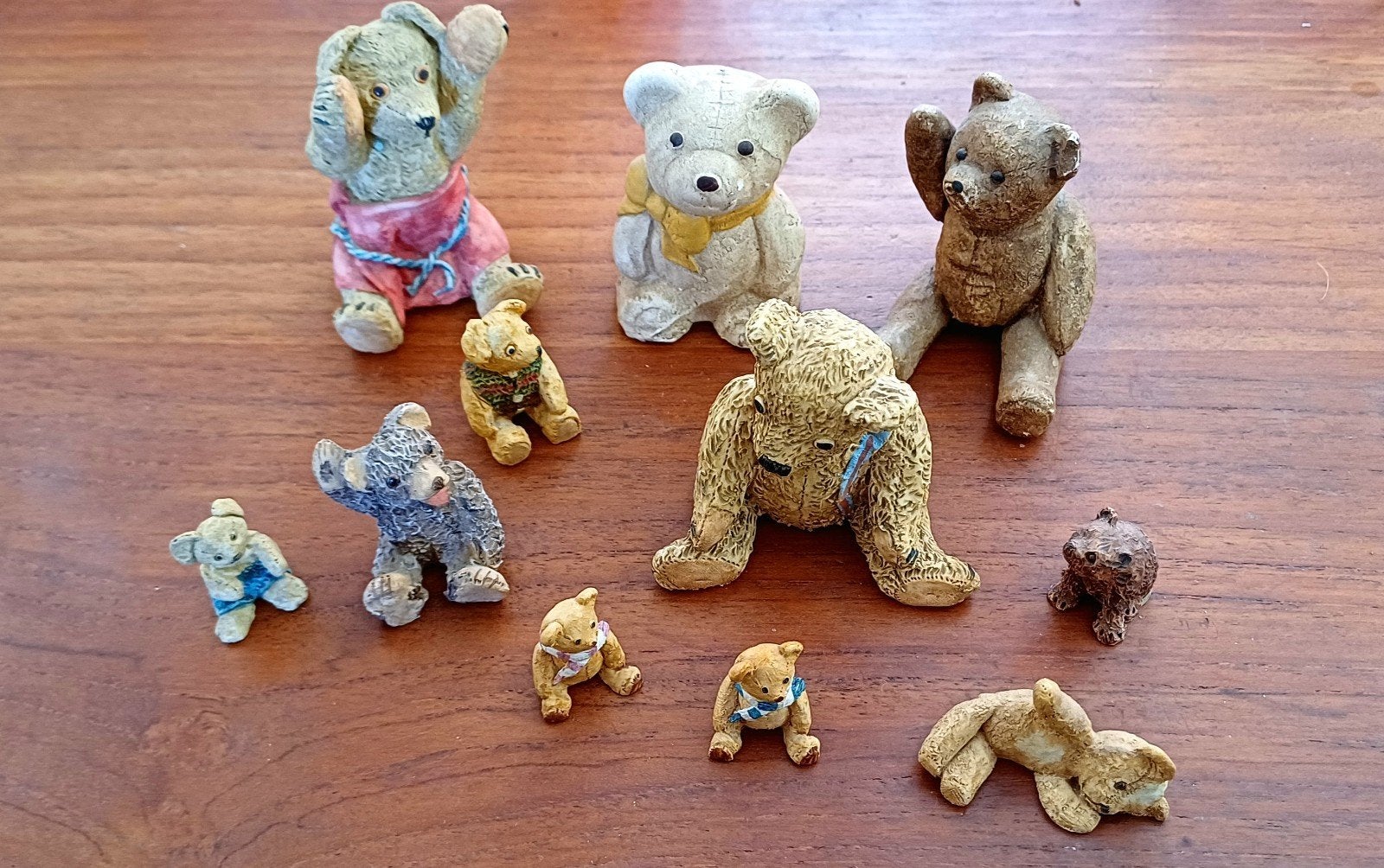 Unieke set van 11 vintage stenen beertjes voor letterbak, Ophalen