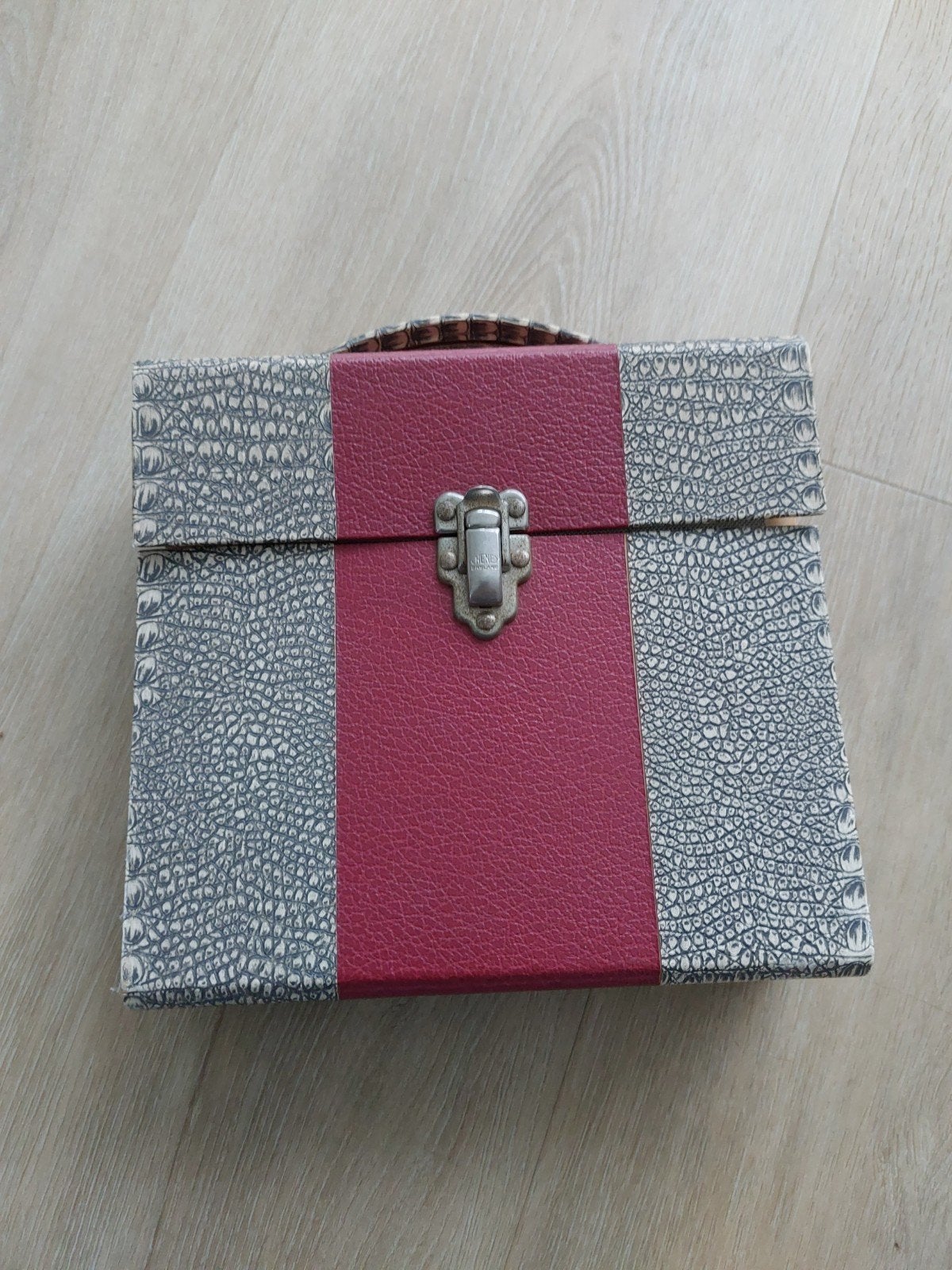 Vintage Platenkoffer - Opknapper voor de Verzamelaar, Ophalen of Verzenden, Voor 1960, Gebruikt, Overige formaten