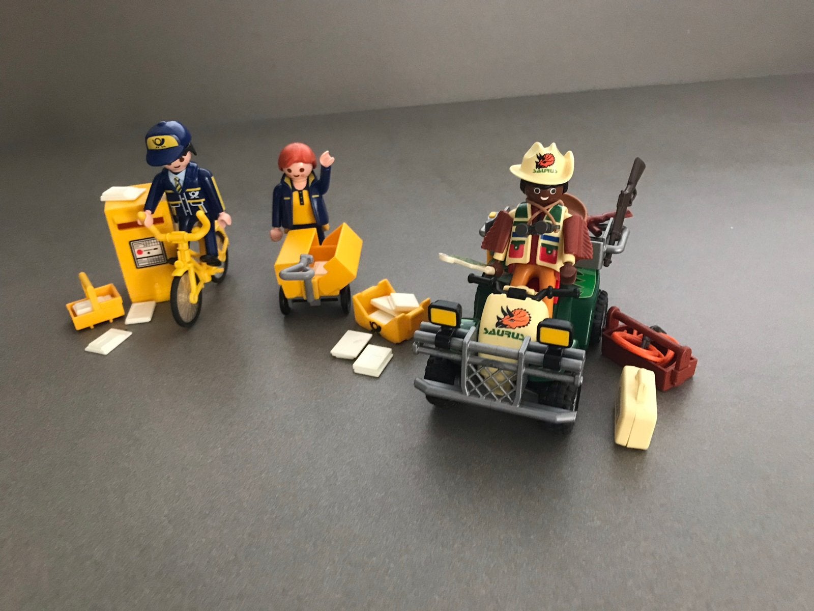 Playmobil Postbode en Avonturier Set, Ophalen, Gebruikt, Jongen of Meisje