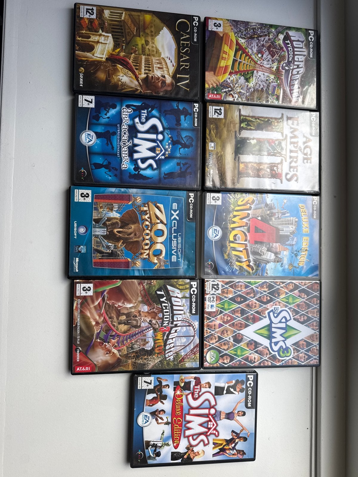 Diverse PC CD-ROM Spellen: Sims, RollerCoaster Tycoon, Caesa, Spelcomputers en Games, Gebruikt, 1 speler, Ophalen of Verzenden