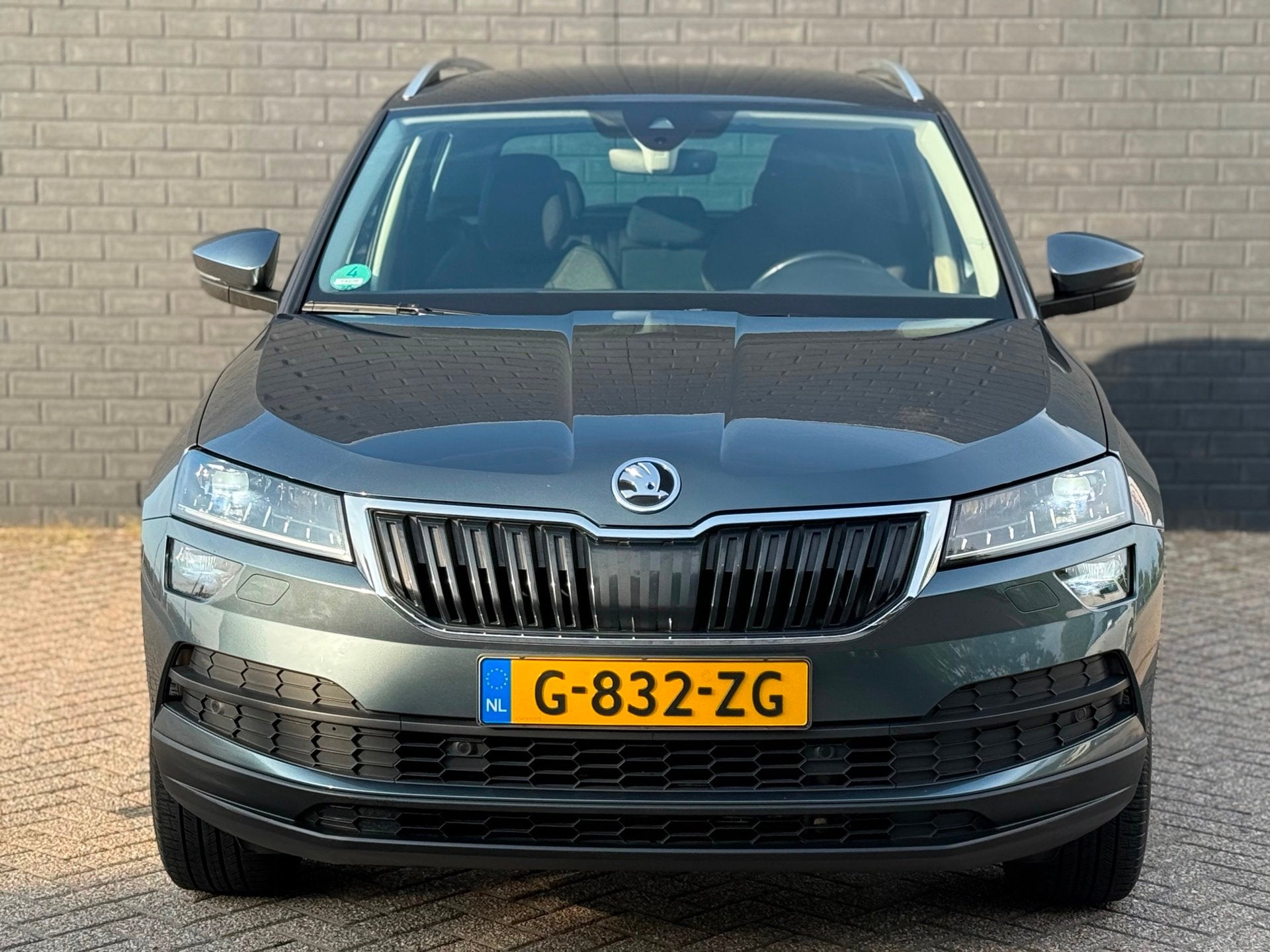 Skoda Karoq 1.5 TSI ACT AUTOMAAT Business Edition Xenon Virt, Auto's, Stof, 4 cilinders, 150 pk, Bedrijf