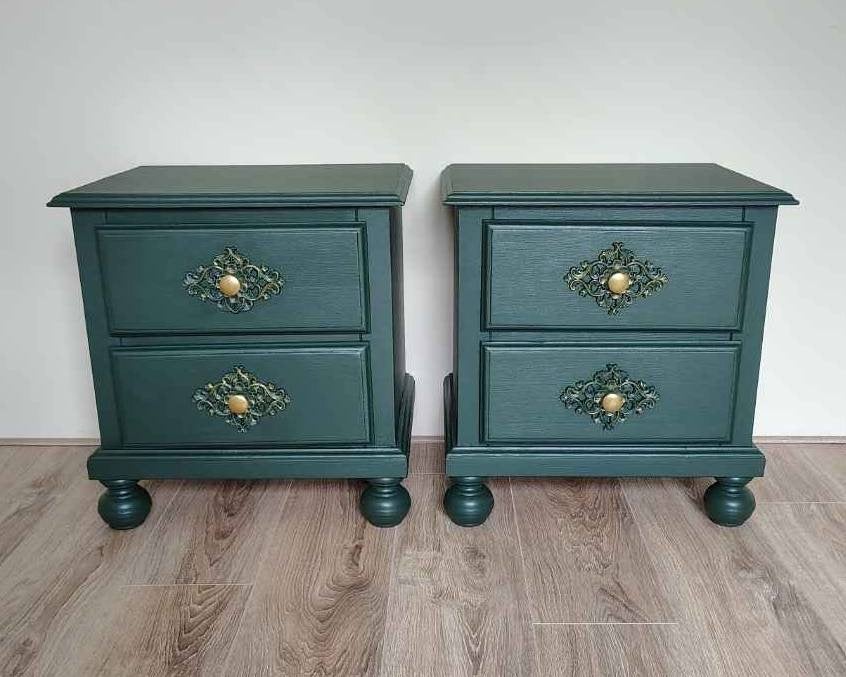 Foto 3 van Luxe set vintage grenen nachtkastjes 2 stuks