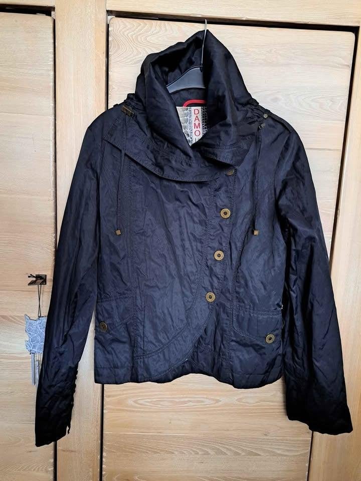 Damo outdoors, lichte jas, regenjas, 40, hoge kraag, Kleding | Dames, Jassen | Zomer, Maat 38/40 (M), Zwart, Ophalen of Verzenden