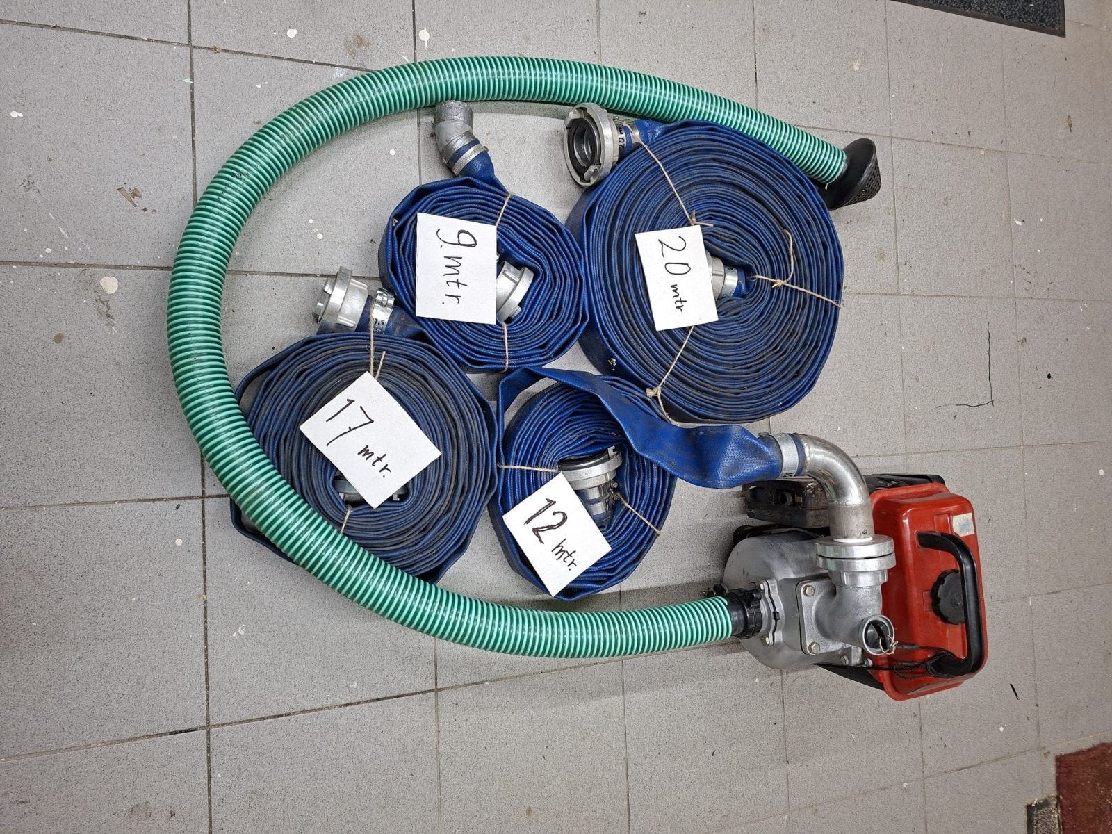 Beregenings waterpomp met totaal 58 meter brandslang, Tuin en Terras, Waterpompen, Ophalen, Gebruikt, Handmatig, Beregeningspomp