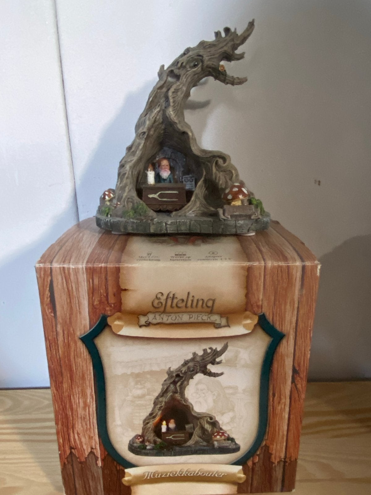 Efteling Anton Pieck Luville Kabouter Huisje met LED, Verzamelen, Efteling, Ophalen of Verzenden, Zo goed als nieuw, Beeldje of Poppetje