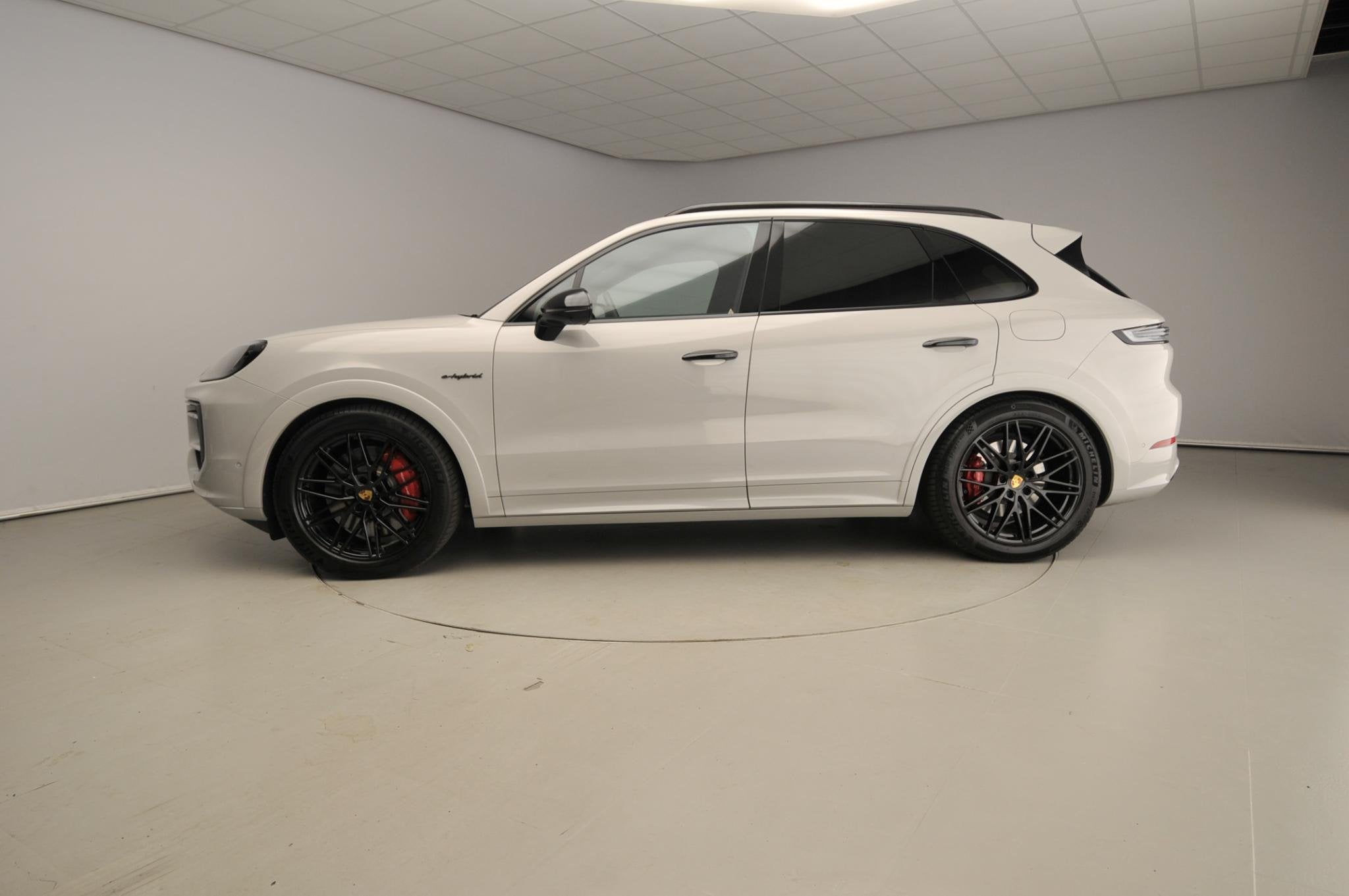 Porsche Cayenne 3.0 S E-Hybrid Black Edition | Sport Chrono, Cayenne, Gebruikt, 2995 cc, 26 kWh