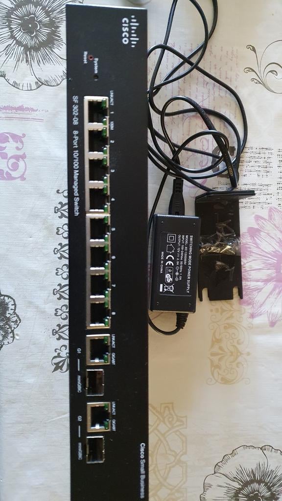 Cisco SF 302-08 10/100 managed switch, Ophalen