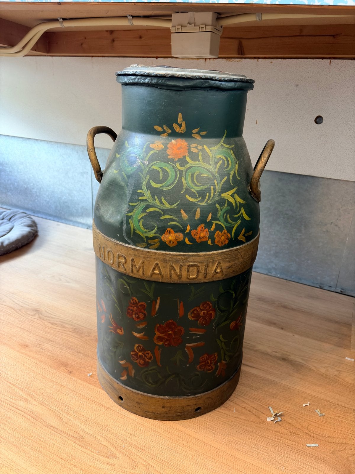 Antieke melkbus 'Normandia' - Groen met bloemmotief, Ophalen